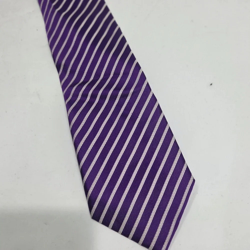 Donald J Trump‎ Signature Collection Silk Tie Mens Purple White Striped Gold Bar